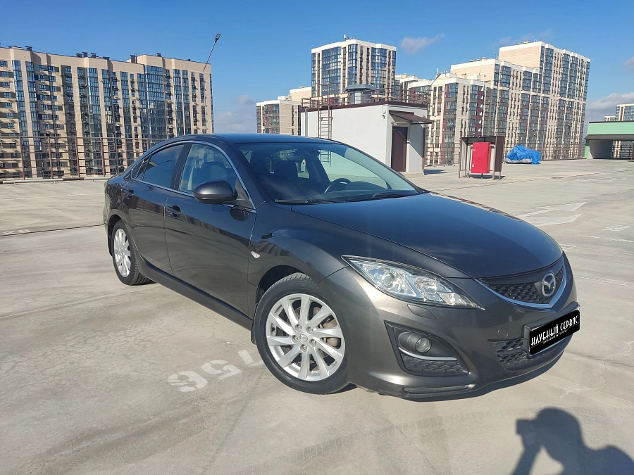 Mazda 6, 2010г., передний привод, механика