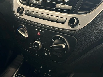 Hyundai Solaris, 2017г, передний привод, автомат