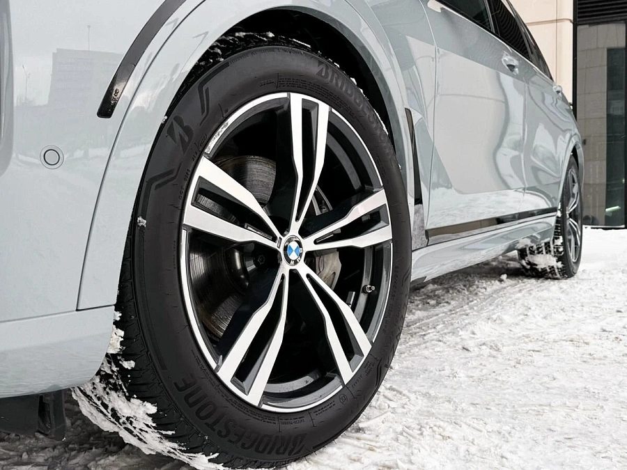 BMW X7, 2022г., полный привод, автомат