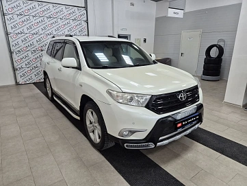 Toyota Highlander, 2011г., полный привод, автомат