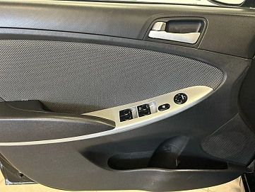 Hyundai Solaris, 2011г, передний привод, механика