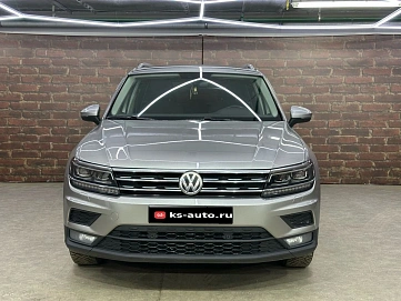 Volkswagen Tiguan, 2018г, полный привод, робот