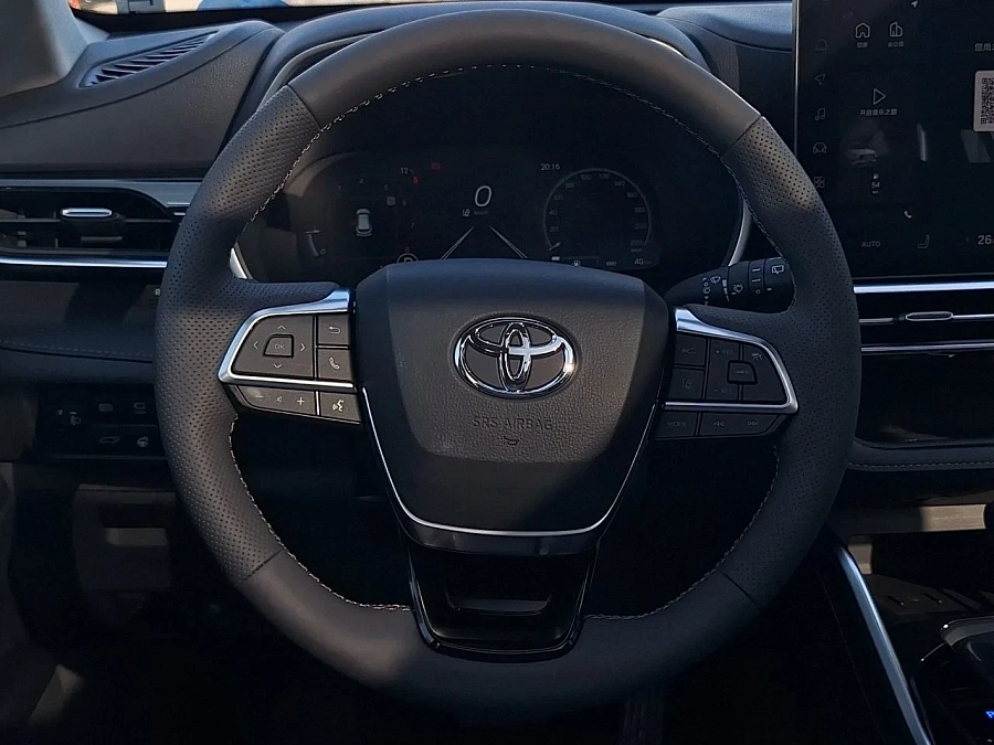 Toyota Highlander, 2026г., полный привод, автомат