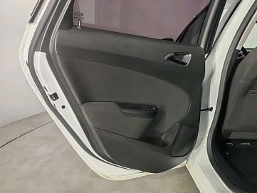 Opel Astra, 2013г, передний привод, механика