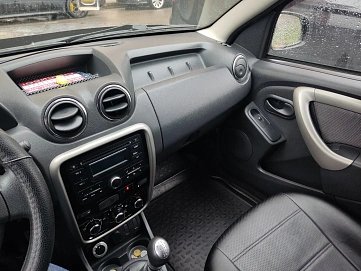 Renault Duster, 2014г, полный привод, механика