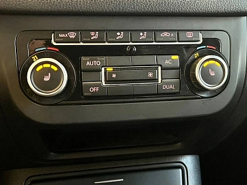 Volkswagen Tiguan, 2011г, передний привод, механика