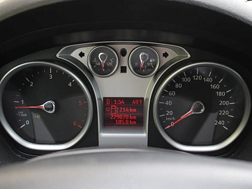 Ford Kuga, 2011г, полный привод, робот