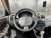 Hyundai Accent, 2003г., передний привод, автомат