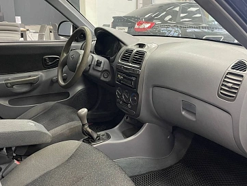 Hyundai Accent, 2008г, передний привод, механика