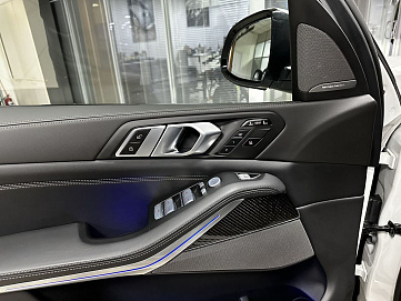 BMW X7, 2023г, полный привод, автомат