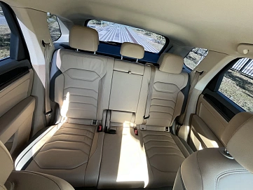 Volkswagen Touareg, 2020г, полный привод, автомат