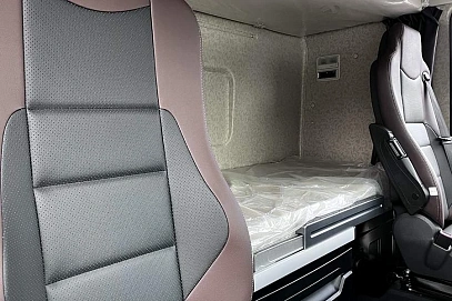 FAW J7, 2024г, Автомат