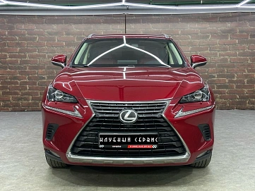 Lexus NX, 2017г, полный привод, вариатор