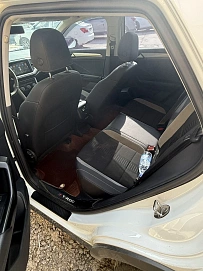 Volkswagen T-Roc, 2022г, передний привод, робот