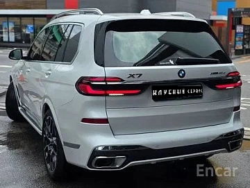 BMW X7, 2025г, полный привод, автомат