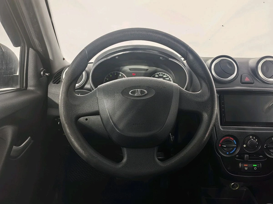 Lada (ВАЗ) Granta, 2015г., передний привод, механика