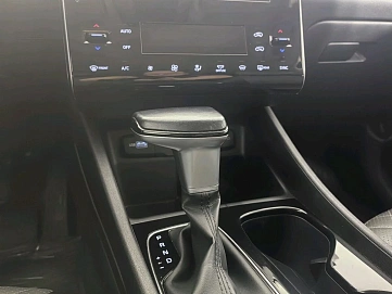 Hyundai Tucson, 2021г, полный привод, автомат