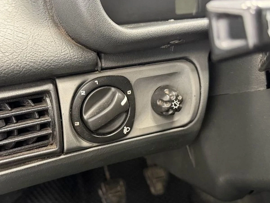 Lada (ВАЗ) 2115, 2004г., передний привод, механика