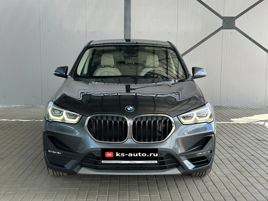 BMW X1, 2021г., передний привод, робот
