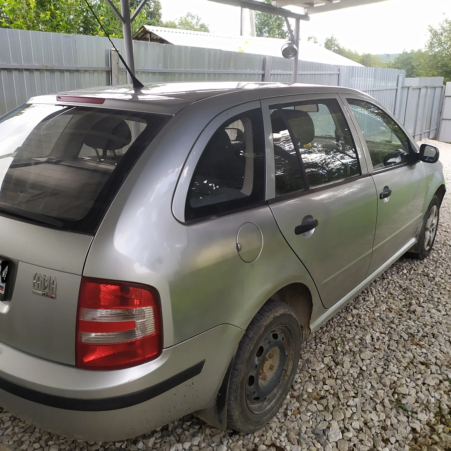 Skoda Fabia, 2005г., передний привод, механика
