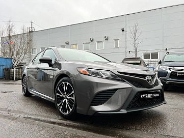 Toyota Camry, 2019г, передний привод, автомат