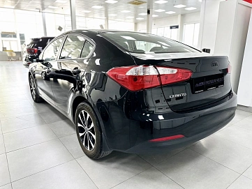 Kia Cerato, 2013г, передний привод, механика