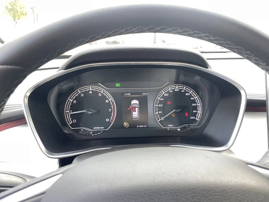 Geely Binyue, 2021г., передний привод, робот