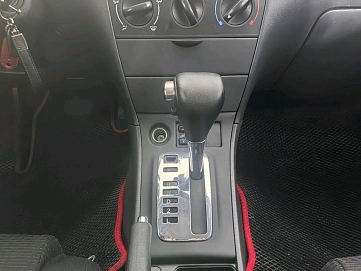 Toyota Corolla, 2006г, передний привод, автомат