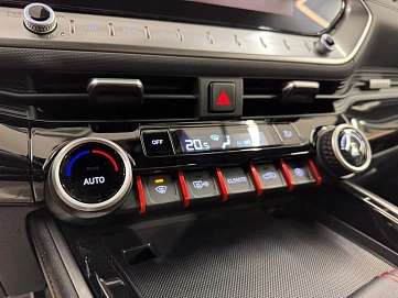 Hyundai Lafesta, 2023г, передний привод, робот