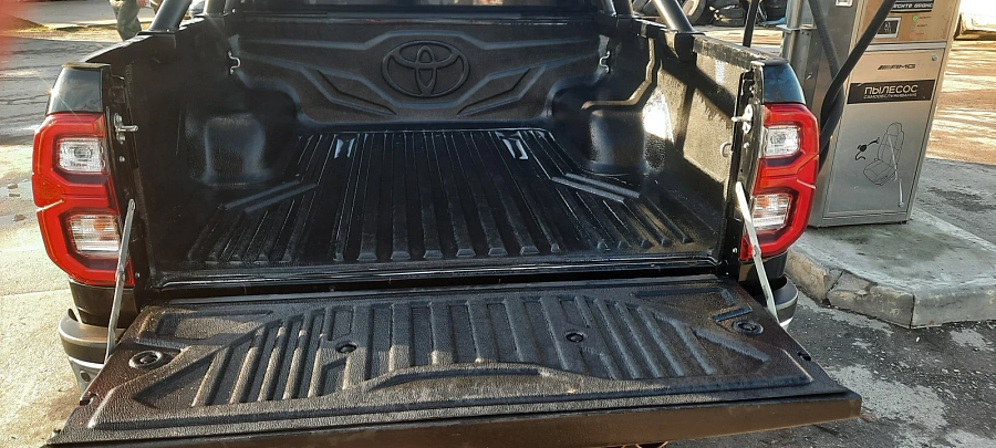 Toyota Hilux, 2021г., полный привод, автомат