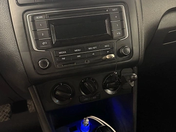 Volkswagen Polo, 2016г, передний привод, автомат