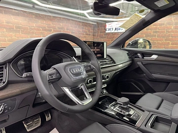 Audi , 2025г., полный привод, робот