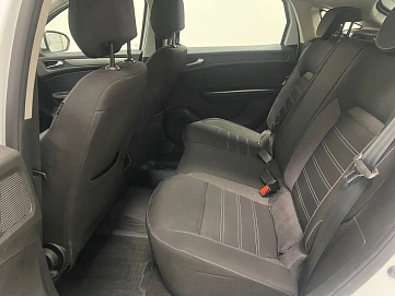 Renault Arkana, 2019г, передний привод, вариатор