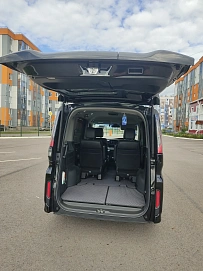 Honda Stepwgn, 2021г, передний привод, вариатор