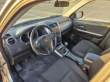 Suzuki Grand Vitara, 2008г, полный привод, механика
