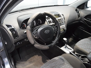 Kia Ceed, 2008г, передний привод, автомат