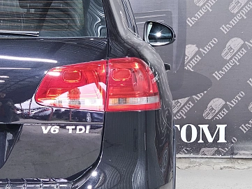 Volkswagen Touareg, 2011г, полный привод, автомат