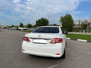 Toyota Corolla, 2012г, передний привод, автомат