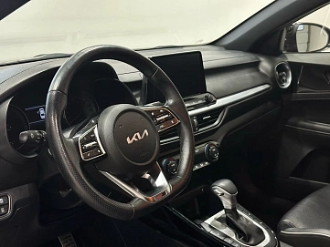 Kia Cerato, 2022г, передний привод, автомат