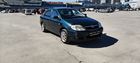 Toyota Corolla, 2005г, передний привод, автомат