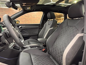 Audi Q3, 2025г, полный привод, робот
