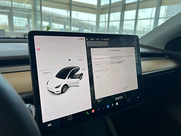 Tesla Model Y, 2021г, полный привод, автомат