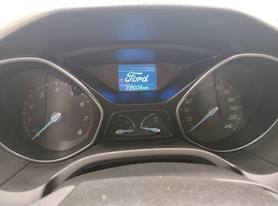 Ford Focus, 2011г., передний привод, механика