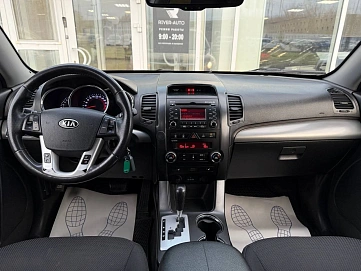 Kia Sorento, 2011г, полный привод, автомат