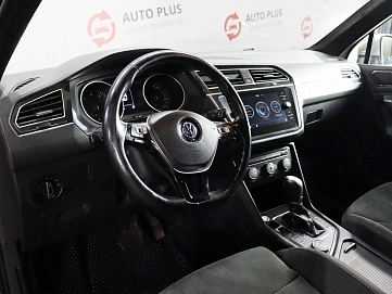 Volkswagen Tiguan, 2017г, полный привод, автомат