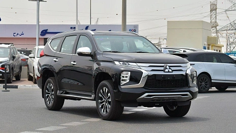 Mitsubishi Montero Sport, 2023г, полный привод, автомат