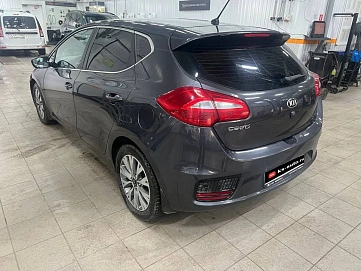 Kia Ceed, 2015г, передний привод, робот