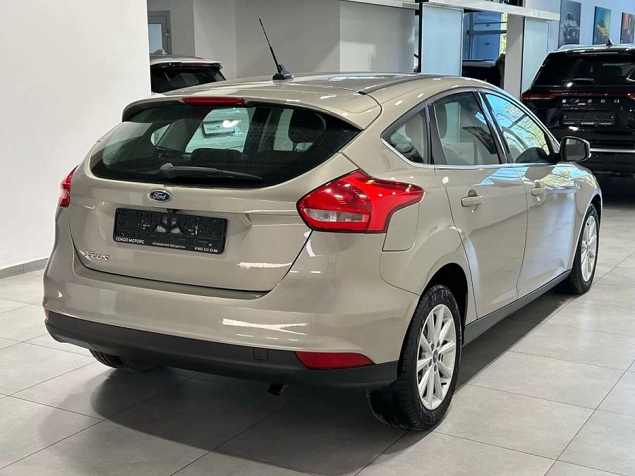 Ford Focus, 2017г., передний привод, робот
