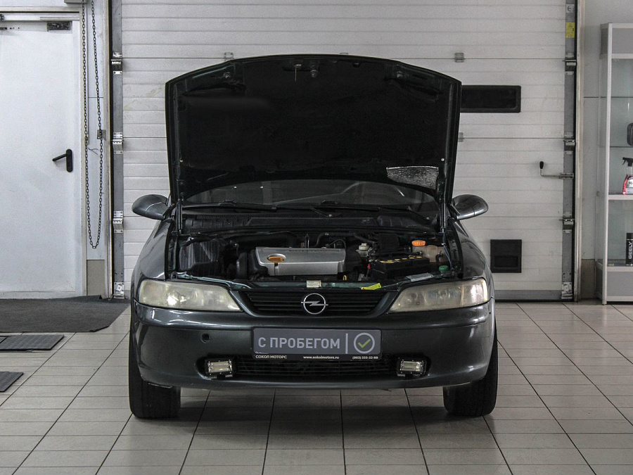 Opel Vectra, 1998г., передний привод, механика