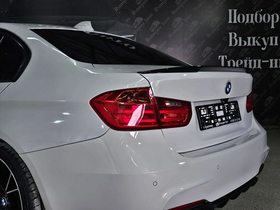 BMW 3 серии, 2012г., задний привод, автомат